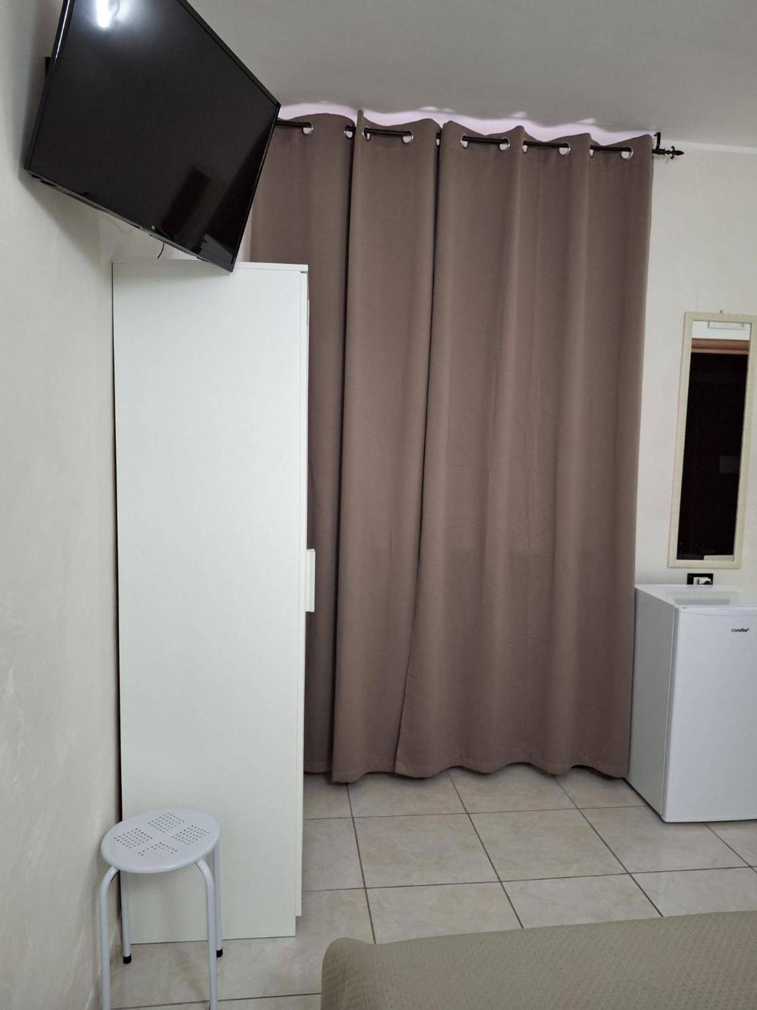 Affittacamere Da Rocco Lesina Ngoại thất bức ảnh