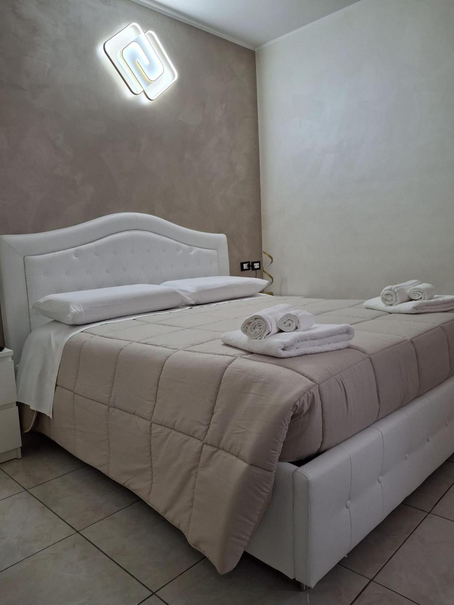 Affittacamere Da Rocco Lesina Ngoại thất bức ảnh